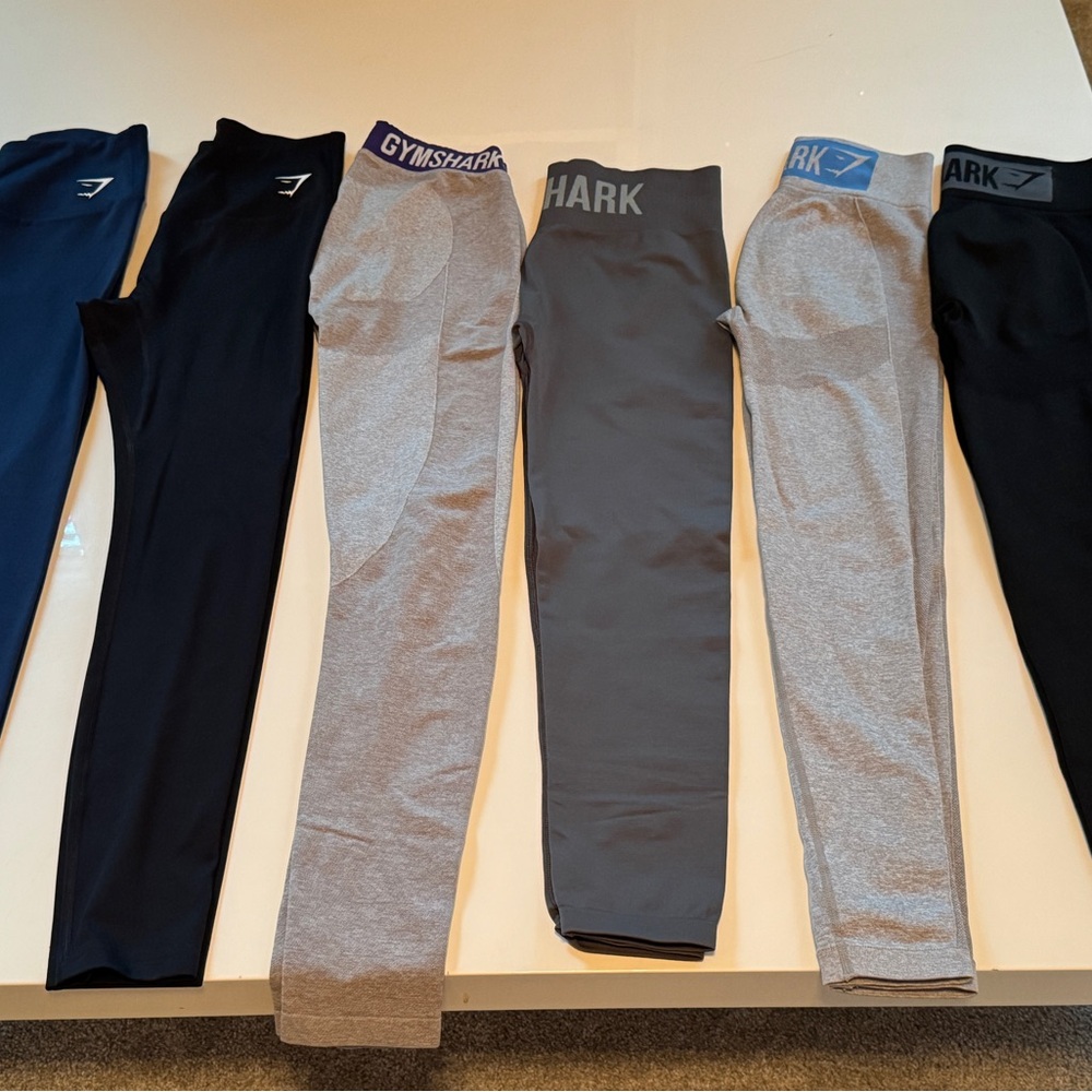 Gymshark Leggings - Lot of 6 - Black (2), Gray (2), Navy (1), Charcoal (1)